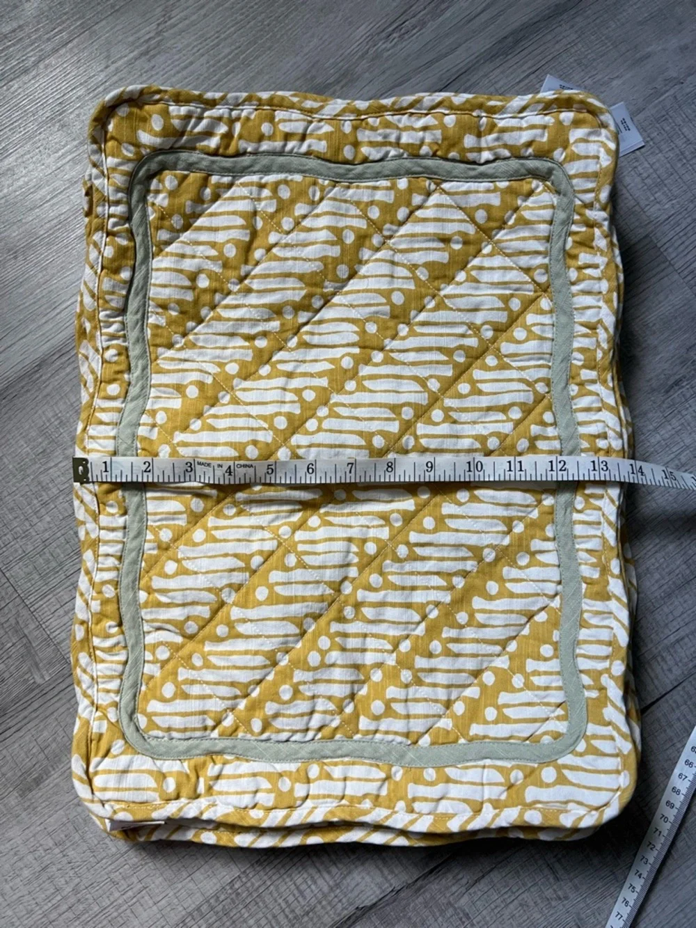 WEST ELM x RHODE 6 pc Batik Cotton Placemats Cottagecore Yellow Green Scalloped